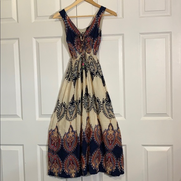 Dresses & Skirts - summer beach dress